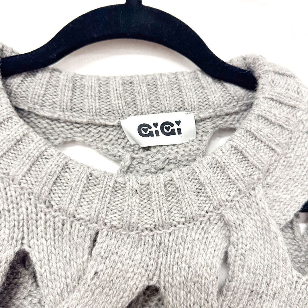 GIGI Cutout Sweater - Picture 4 of 5